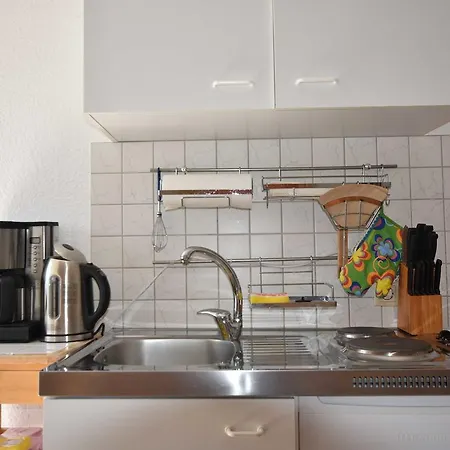 Quaint Bungalow In Stove Near The Beach Boiensdorf