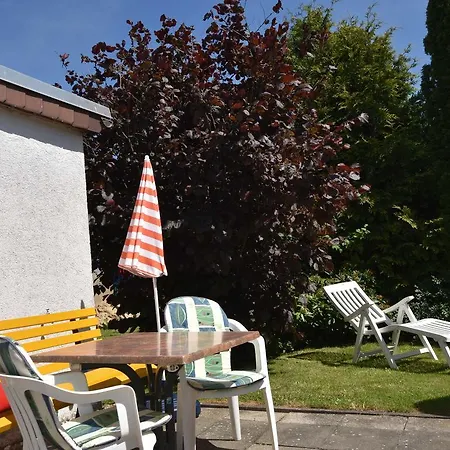 Quaint Bungalow In Stove Near The Beach Boiensdorf