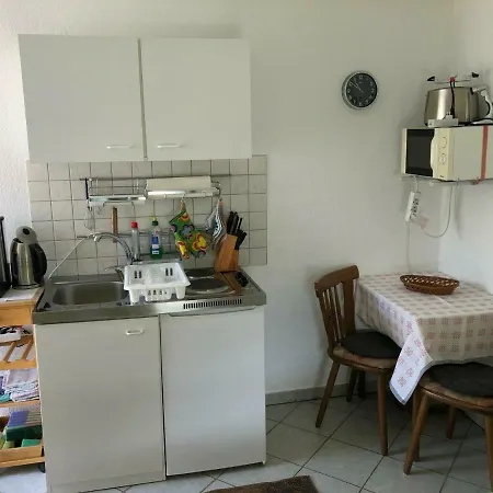 Hébergement de vacances Quaint Bungalow In Stove Near The Beach Boiensdorf